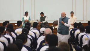 pm-narendra-modi-with-indian-paris-olympics-2024-athletes-1723781769