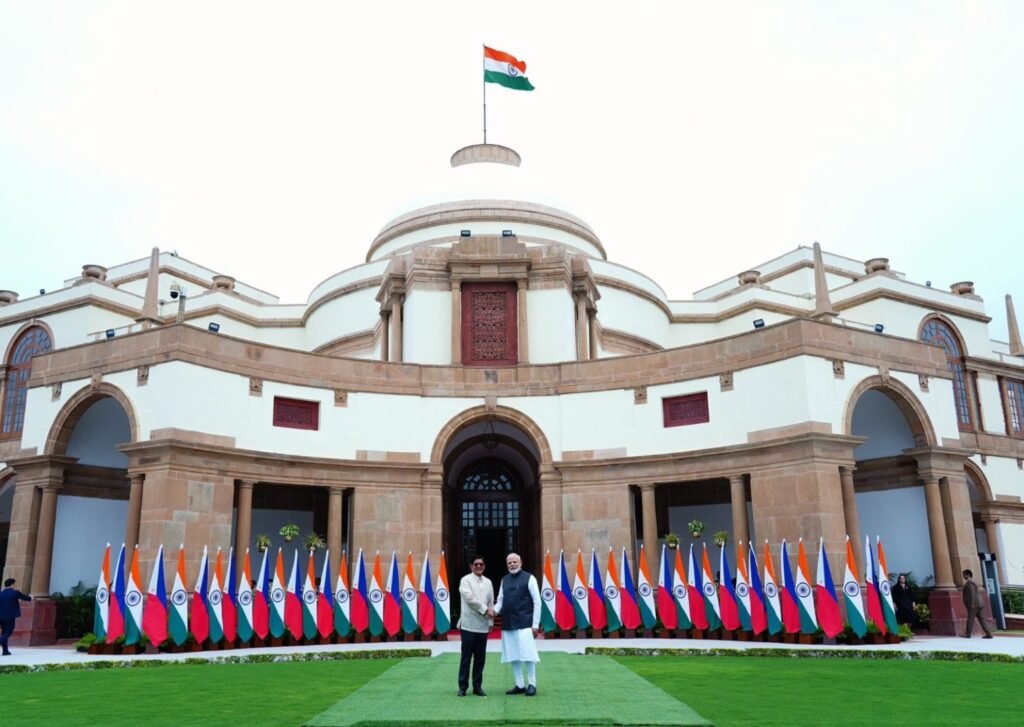 202508053472428-1536x1090