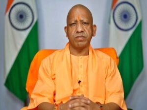 Cm-Yogi-1