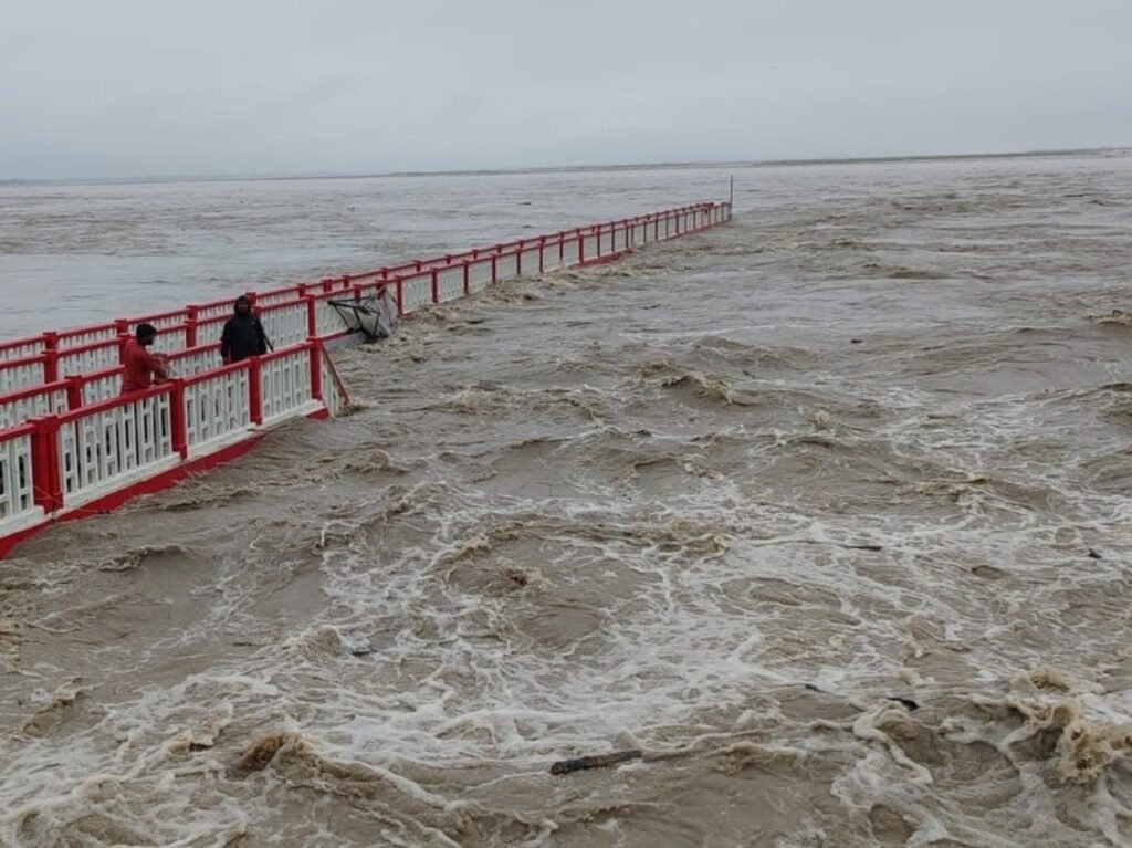 flood_2_1727677629547_1754928769