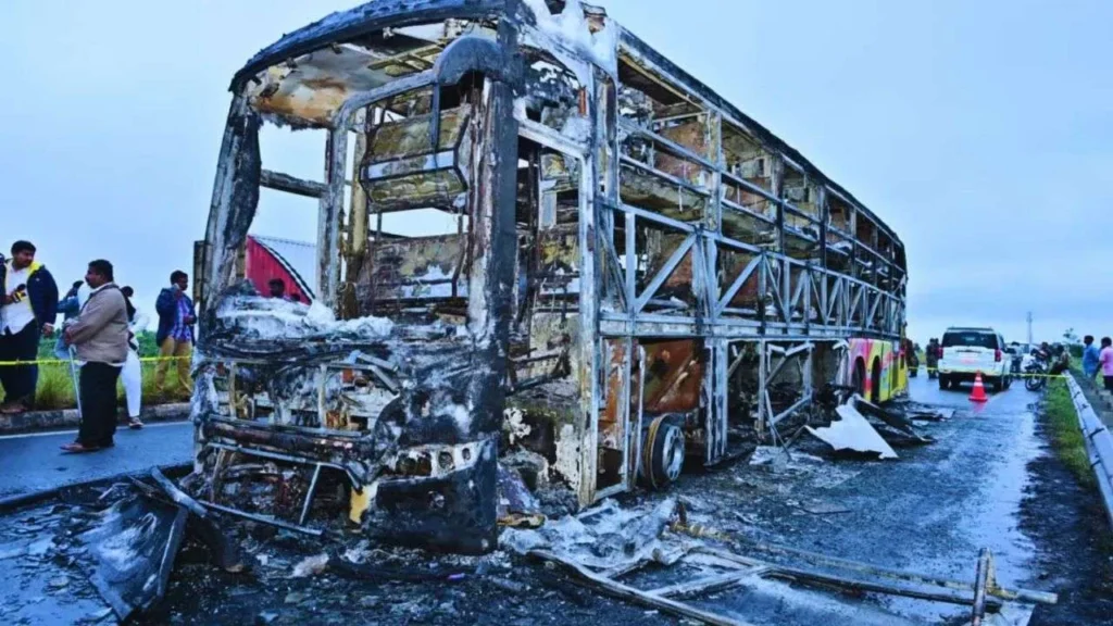 Kurnool-Bus-Accident-2_V_jpg--1280x720-3g