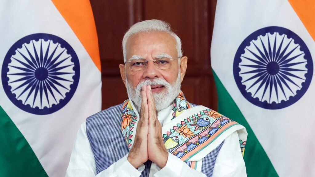 PM-Modi-interacts-with-bene-1536x864