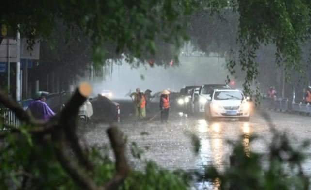 Vietnam-Typhoon-Matmo