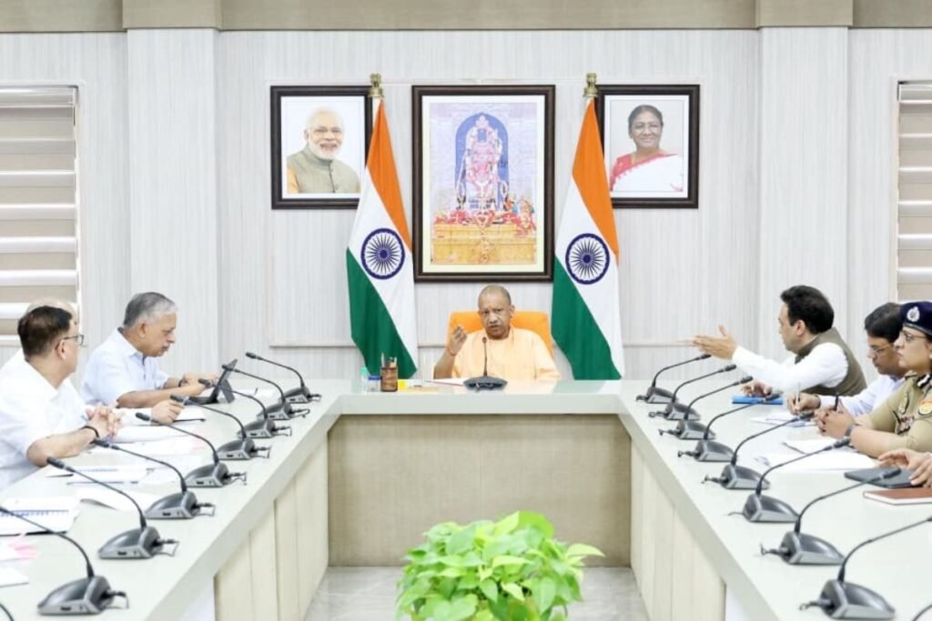yogi-adityanath-meeting