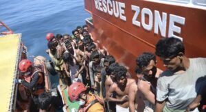 Boat-sinks-off-Malaysia-coast