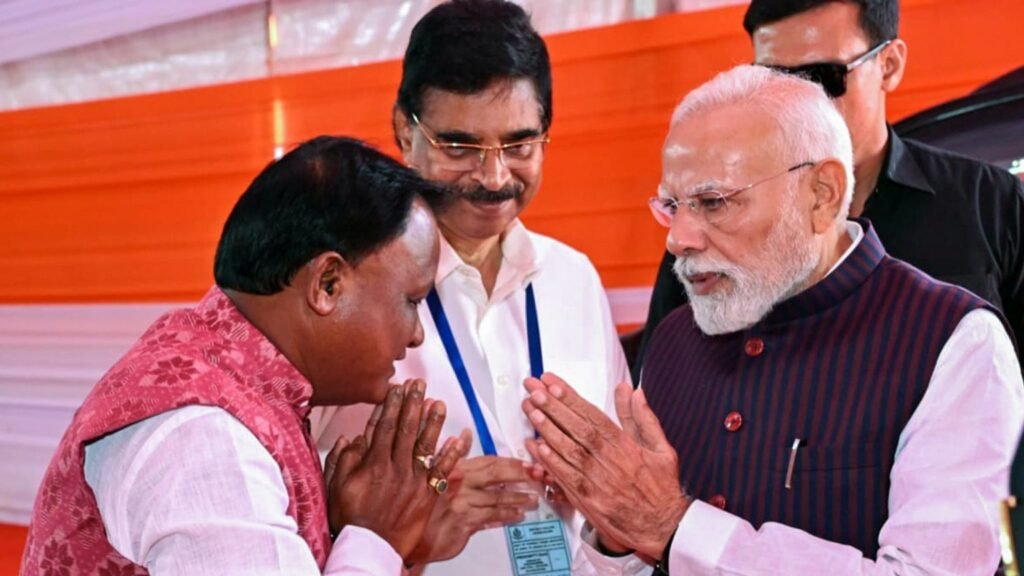 pm-modi-odisha-cm-majhi-1-1536x864