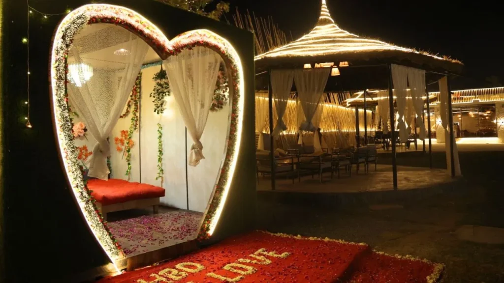 couple-cafe-in-delhi-ncr