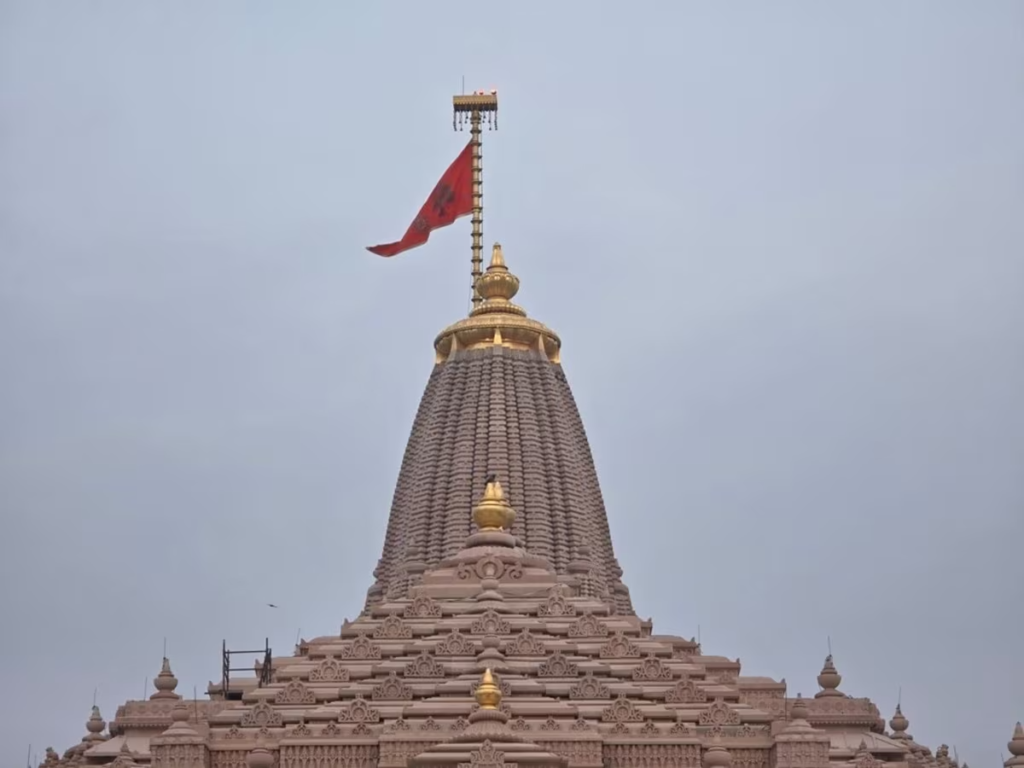 Ayodhya_Ram_Mandir_Flag_1773983436503_1773983445637