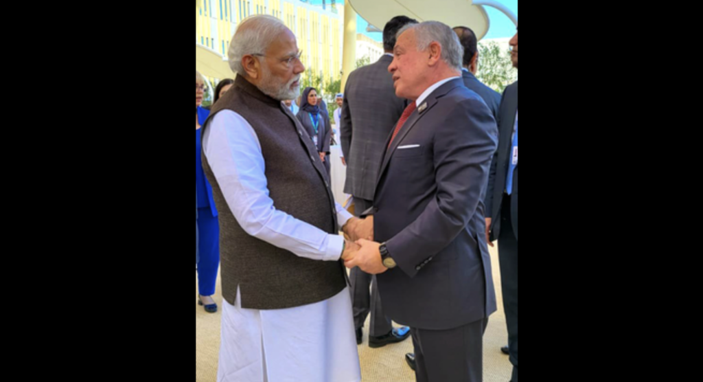 पीएम-मोदी-के-साथ-जॉड्रन-किंग-1536x834