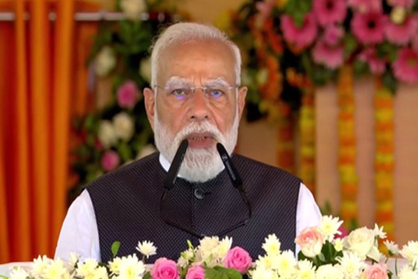 pm-modi-express-way-1