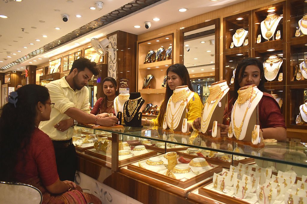People Purchase Gold Jewellery On Akshaya Tritiya In India