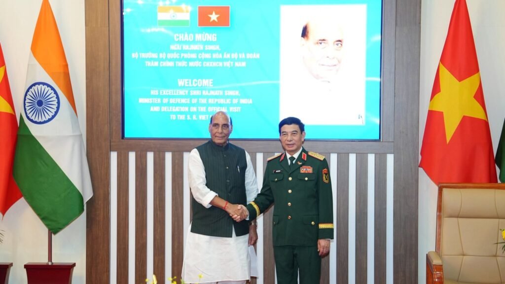 Rajnath-Vietnam-Defence-Min-1536x864