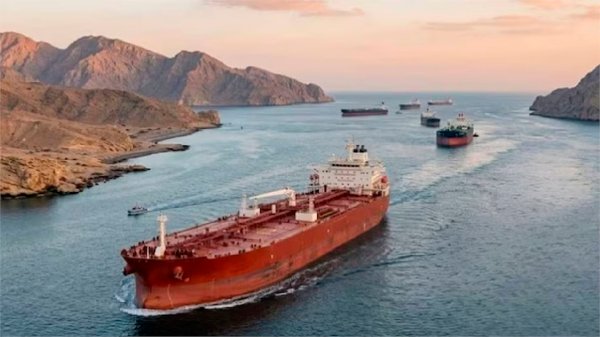 Strait-of-Hormuz (5)